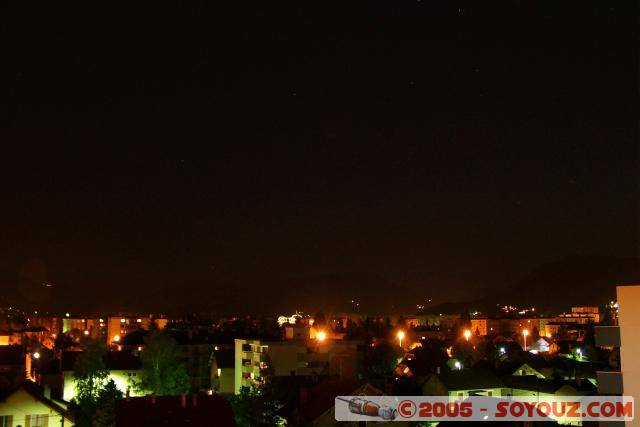 Annecy-le-Vieux de nuit
