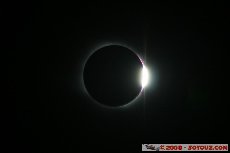 Eclipse de Soleil 2008 - Phase partielle
Mots-clés: Eclipse Astronomie