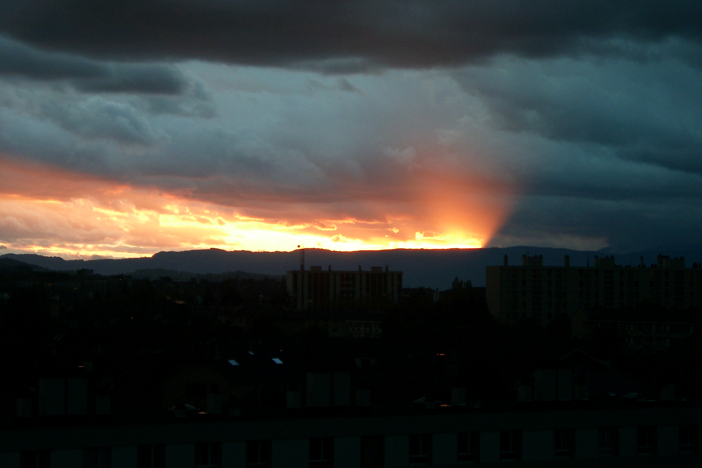 Annecy-le-Vieux - Sunset
