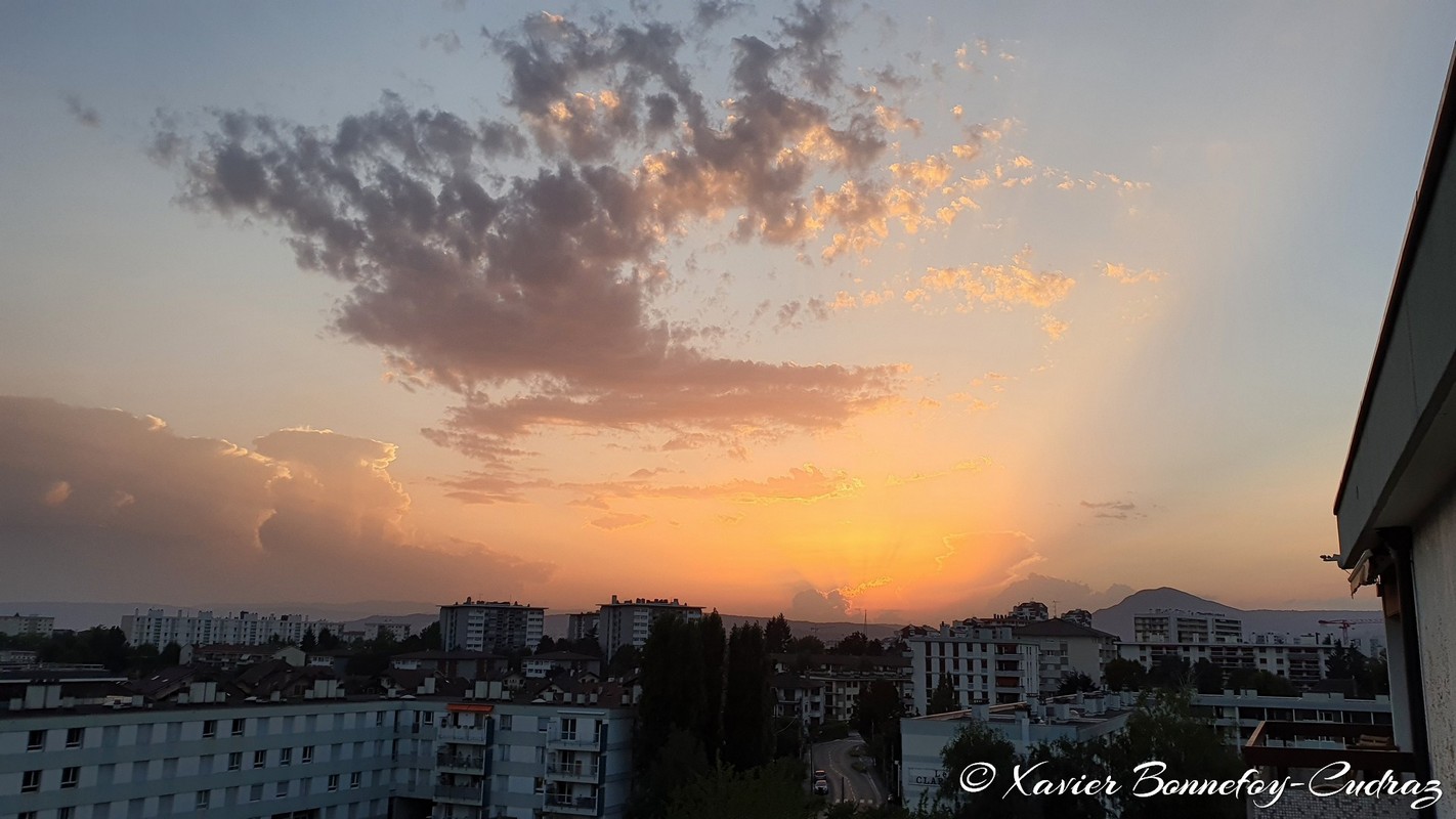 Annecy-le-Vieux
Mots-clés: France 74000 Annecy Haute-Savoie sunset Annecy-le-Vieux Auvergne-Rh&ocirc;ne-Alpes FRA geo:lat=45.91464184 geo:lon=6.14092082 geotagged