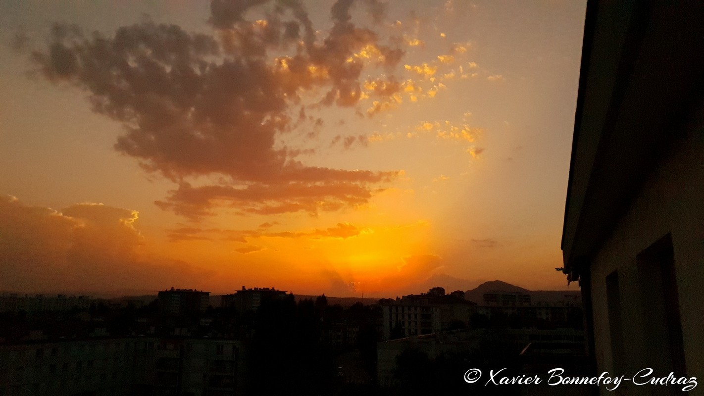 Annecy-le-Vieux
Mots-clés: France 74000 Annecy Haute-Savoie sunset Annecy-le-Vieux Auvergne-Rh&ocirc;ne-Alpes FRA geo:lat=45.91464184 geo:lon=6.14092082 geotagged