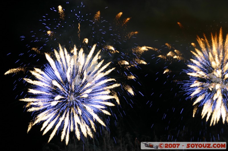 Fête du Lac - Annecy
Mots-clés: FÃªte du Lac Feux d'artifice