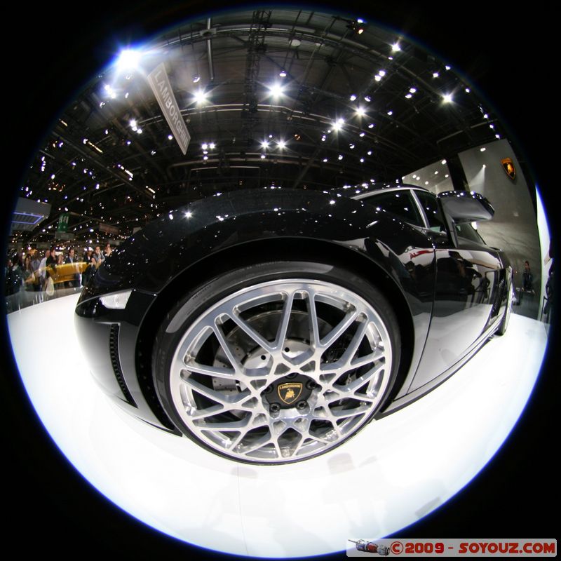 Salon Auto de Geneve 2009 - Lamborghini Gallardo LP560-4
Mots-clés: voiture Fish eye Lamborghini vehicule