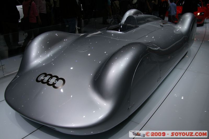 Salon Auto de Geneve 2009 - Audi Type C Streamliner
Mots-clés: voiture Audi vehicule
