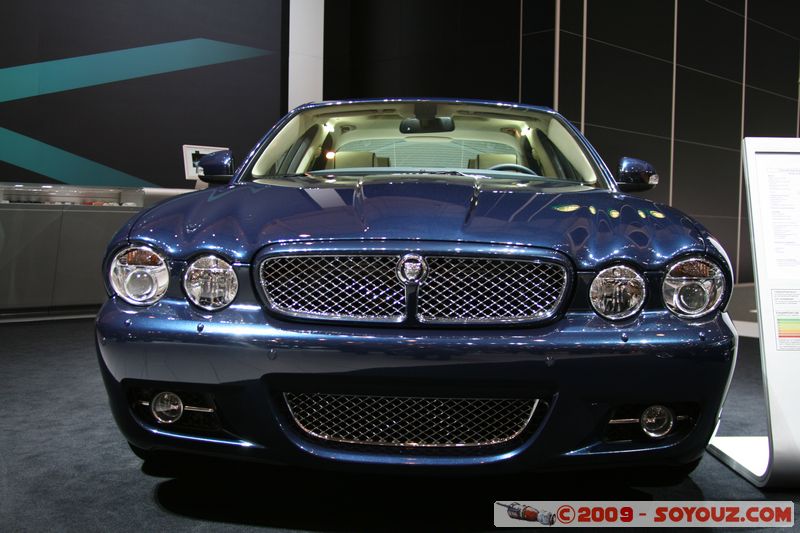 Salon Auto de Geneve 2009 - Jaguar XJ Sovreign 2.7D
Mots-clés: voiture Jaguar car vehicule