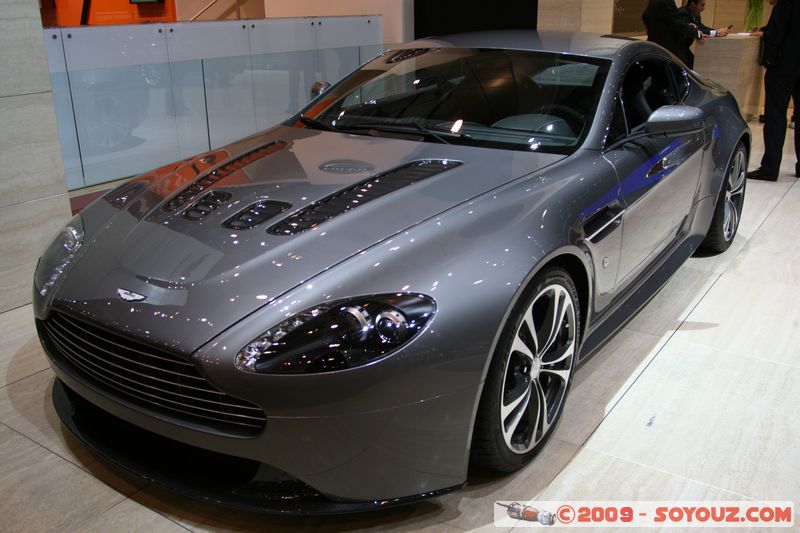Salon Auto de Geneve 2009 - Aston Martin V12 Vantage
Mots-clés: voiture Aston Martin vehicule