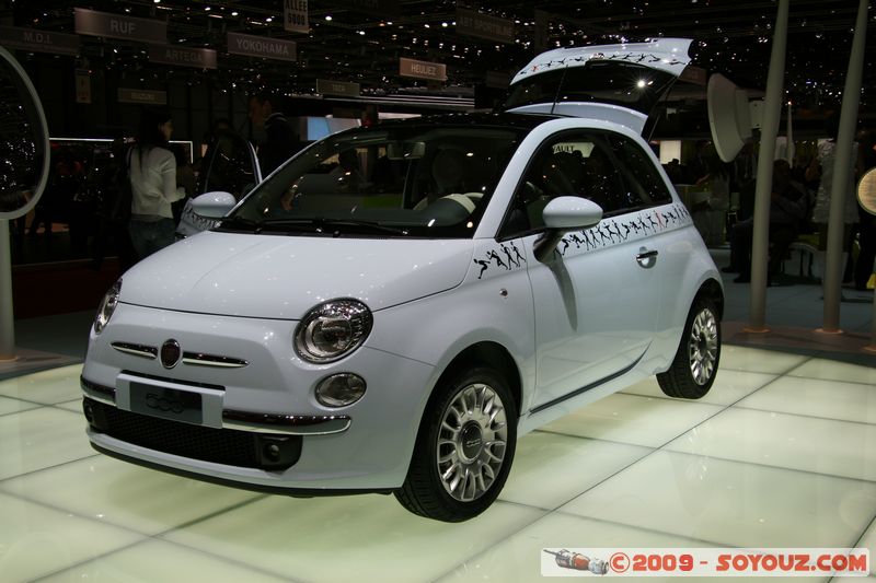 Salon Auto de Geneve 2009 - Fiat 500
Mots-clés: voiture Fiat vehicule