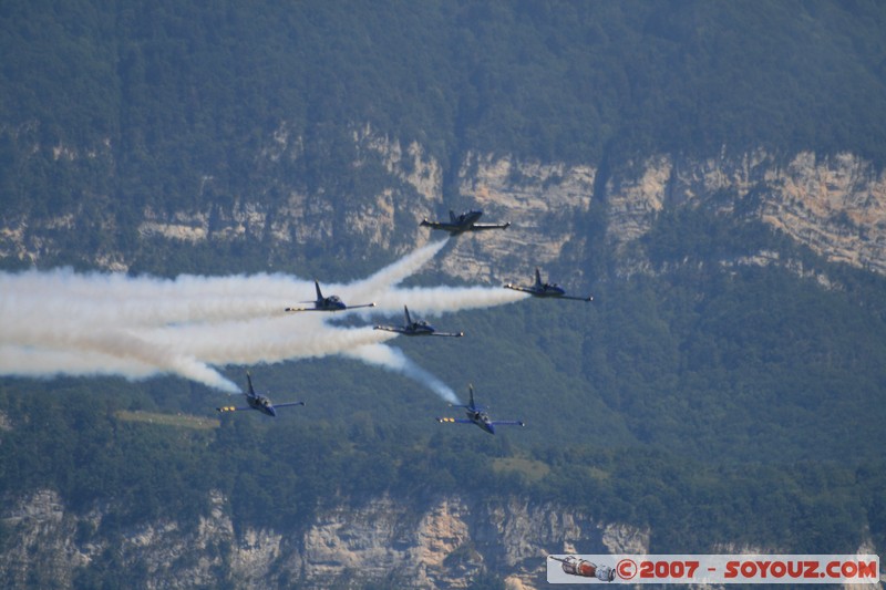 Patrouille Breitling
Mots-clés: meeting a&Atilde;&copy;rien avion voltige a&Atilde;&copy;rienne patrouille