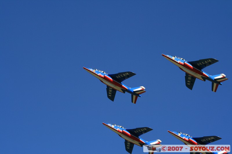 Patrouille de France
Mots-clés: meeting aÃ©rien avion voltige aÃ©rienne patrouille