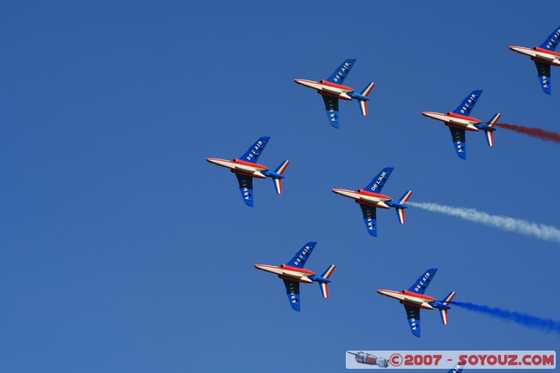 Patrouille de France
Mots-clés: meeting a&Atilde;&copy;rien avion voltige a&Atilde;&copy;rienne patrouille