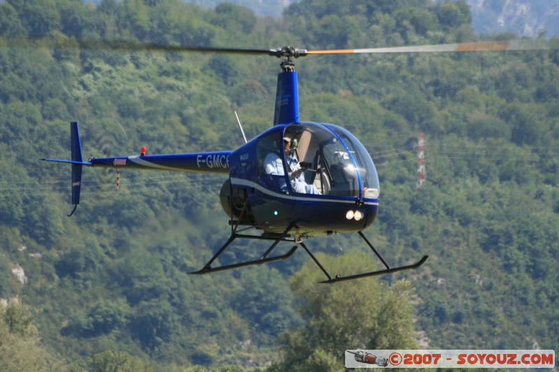 Tango Bleu
Mots-clés: meeting a&Atilde;&copy;rien avion voltige a&Atilde;&copy;rienne
