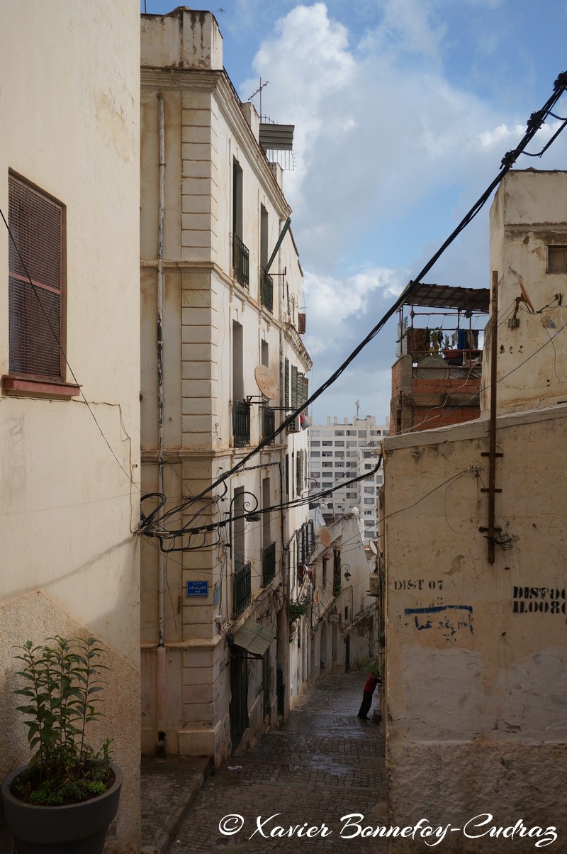 Alger - La Casbah
Mots-clés: Alger Alg&eacute;rie Casbah Cite Diar El Khaloua DZA geo:lat=36.78700644 geo:lon=3.06033466 geotagged DZ La Casbah patrimoine unesco