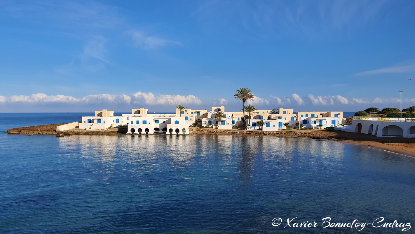 Tipaza - Complexe touristique CET
Mots-clés: Alg&eacute;rie Cite Nouvelle DZA geo:lat=36.59198218 geo:lon=2.47822970 geotagged Tipasa Tipaza DZ Complexe touristique CET Mer