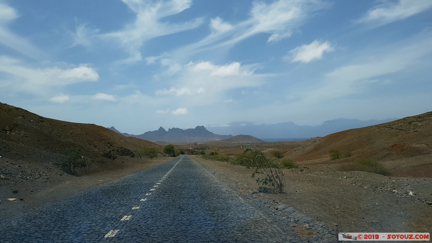 Sao Vicente - Ribeira de Calhau
Mots-clés: Sao Vicente Ribeira de Calhau Route