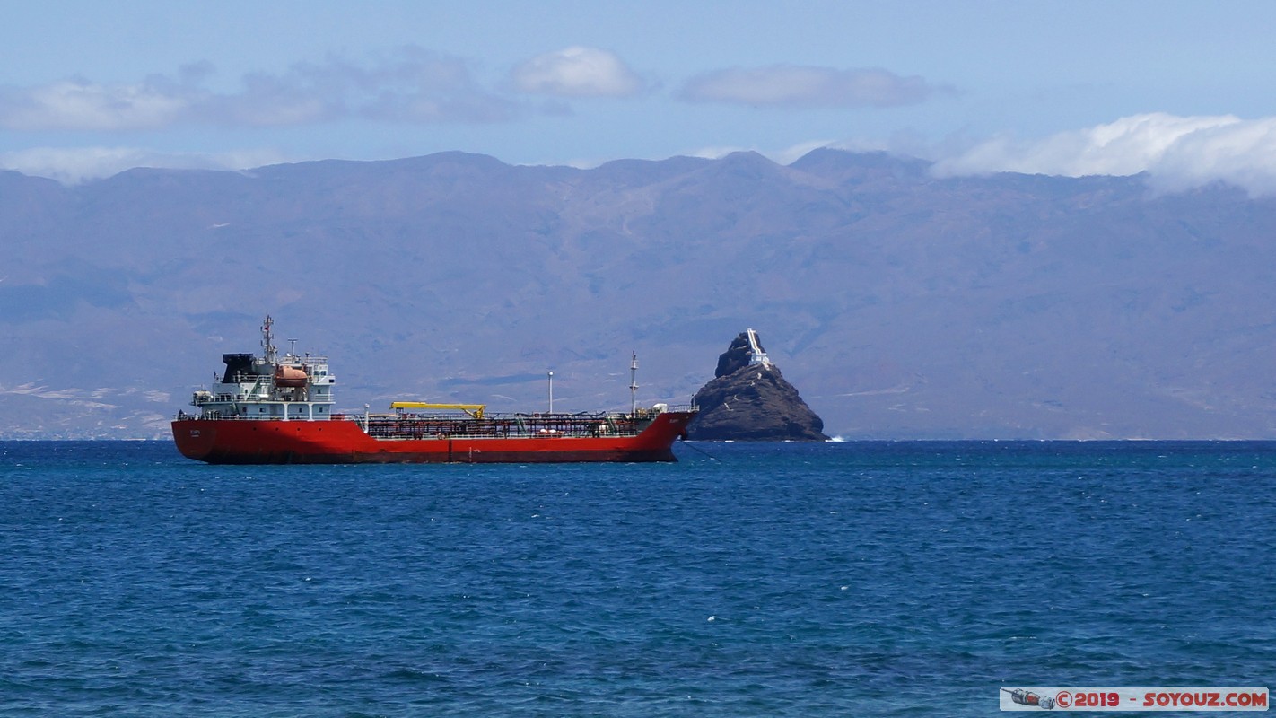 Sao Vicente - Lazareto - Ba&iacute;a do Porto Grande
Mots-clés: Cap-Vert Ch&atilde; de Monte Sossego CPV geo:lat=16.87618049 geo:lon=-24.99974647 geotagged Sao Vicente Lazareto bateau Mer Mindelo Ba&iacute;a do Porto Grande