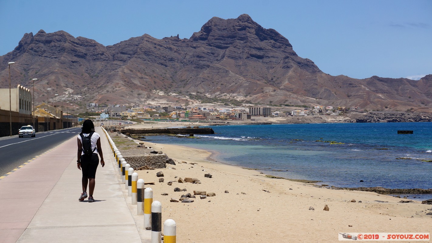 Sao Vicente - Lazareto - Ba&iacute;a do Porto Grande
Mots-clés: Cap-Vert Ch&atilde; de Monte Sossego CPV geo:lat=16.87540542 geo:lon=-25.00235167 geotagged Sao Vicente Lazareto Ba&iacute;a do Porto Grande Mer