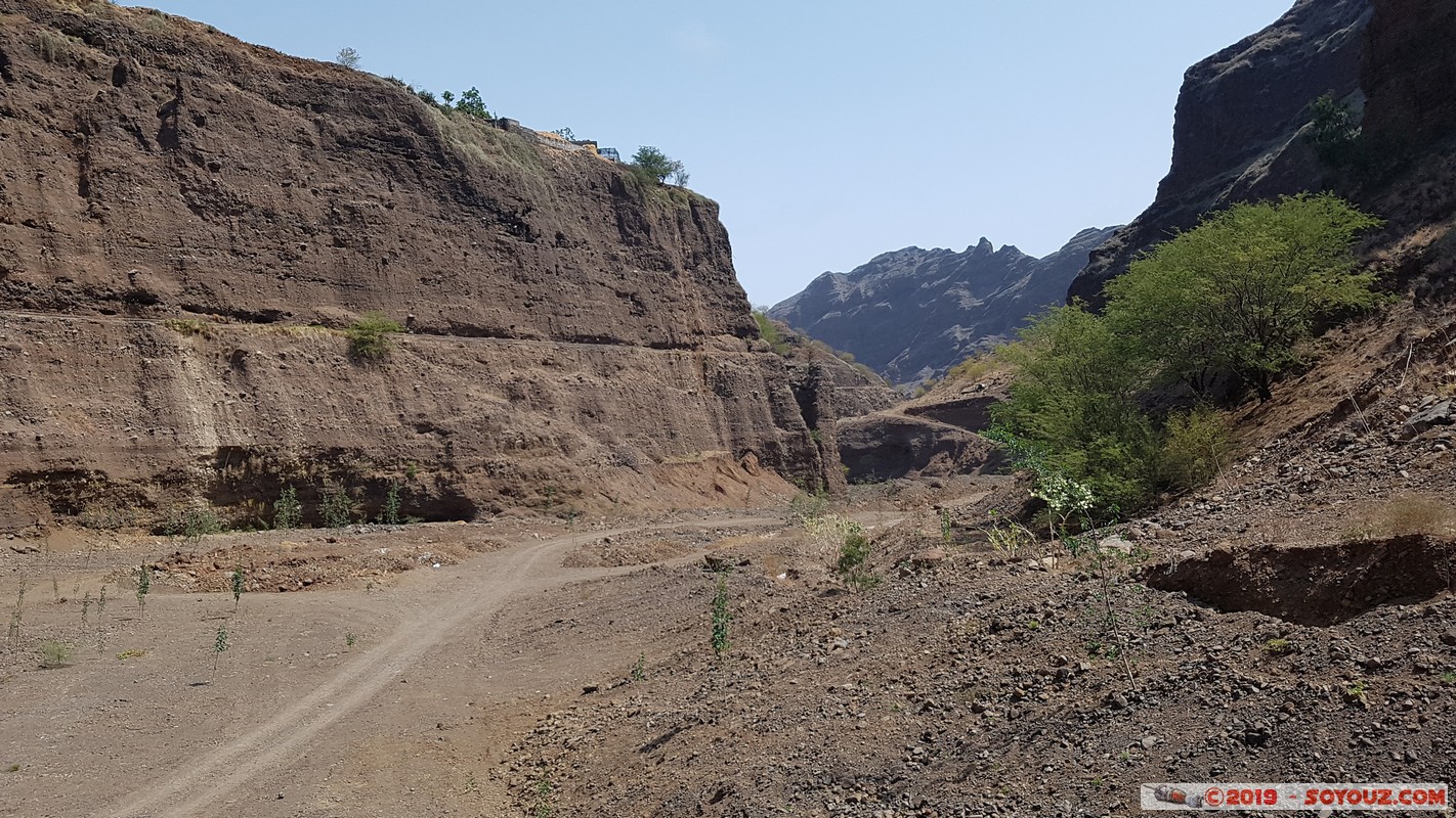 Santo Antao - Estrada  Boca de Coruja - Cruzinha
Mots-clés: Santo Antao Montagne Estrada  Boca de Coruja - Cruzinha