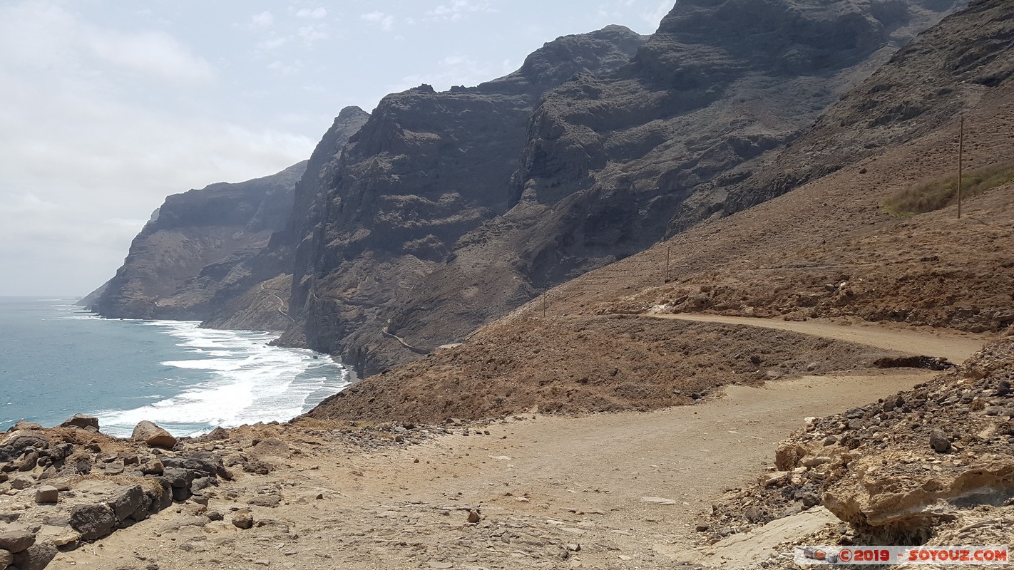 Santo Antao - Caminhada Cruzinas - Ponta do Sol
Mots-clés: Santo Antao Caminhada Cruzinas - Ponta do Sol Montagne Mer