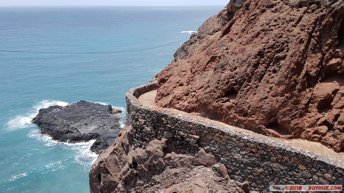 Santo Antao - Caminhada Cruzinas - Ponta do Sol
Mots-clés: Santo Antao Caminhada Cruzinas - Ponta do Sol Montagne Mer