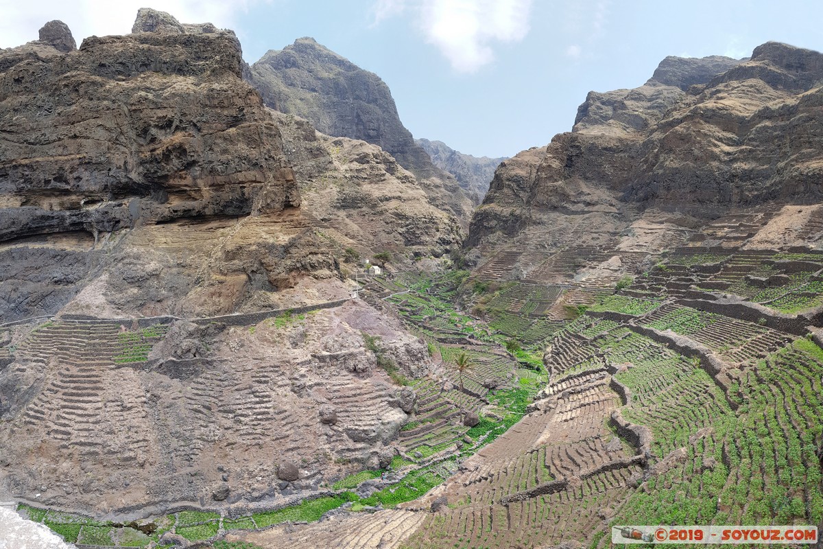Santo Antao - Corvo
Mots-clés: Santo Antao Caminhada Cruzinas - Ponta do Sol Montagne Mer Corvo