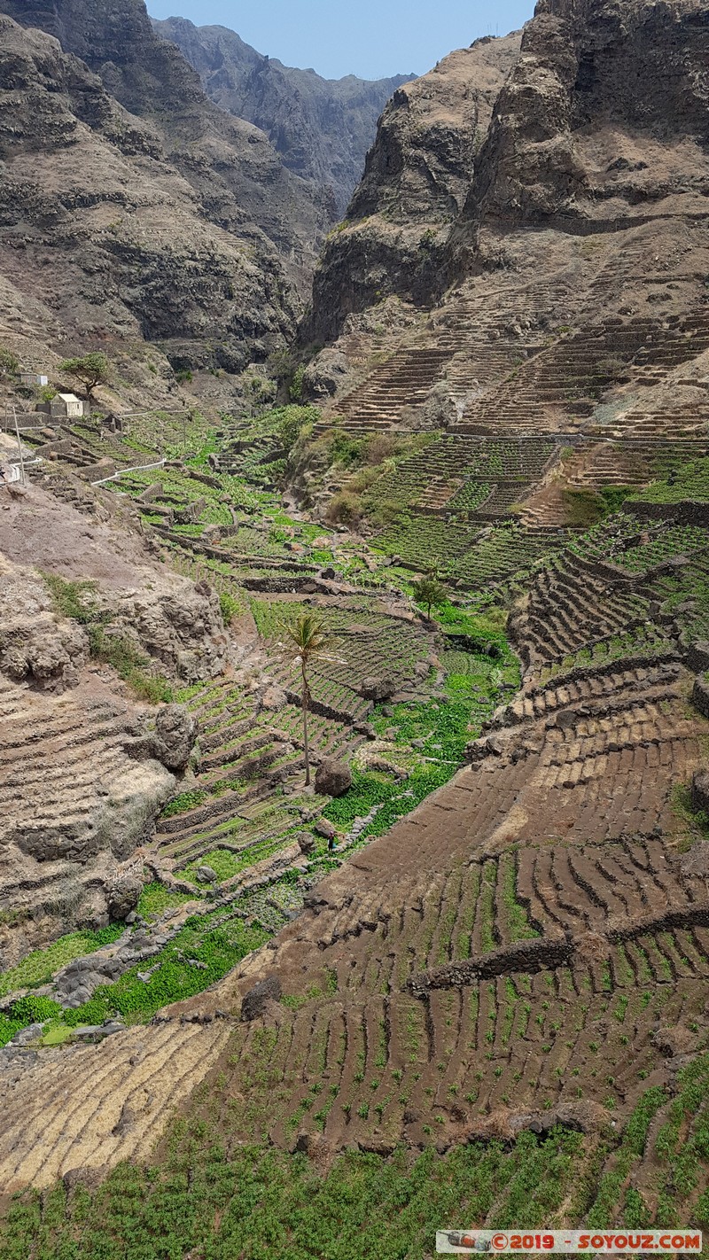 Santo Antao - Corvo
Mots-clés: Santo Antao Caminhada Cruzinas - Ponta do Sol Montagne Mer Corvo