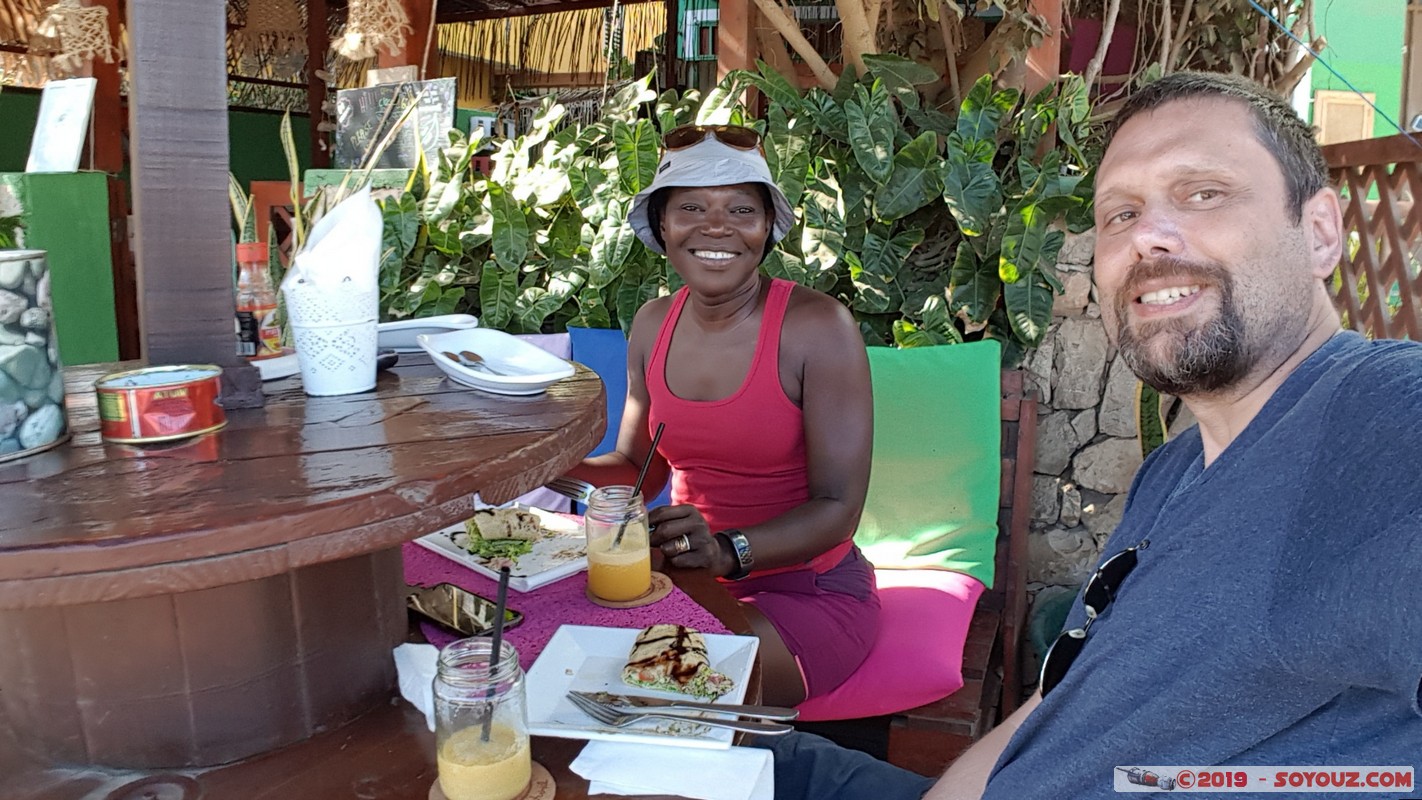 Sal - Santa Maria - Cape Fruit
Mots-clés: Sal Santa Maria