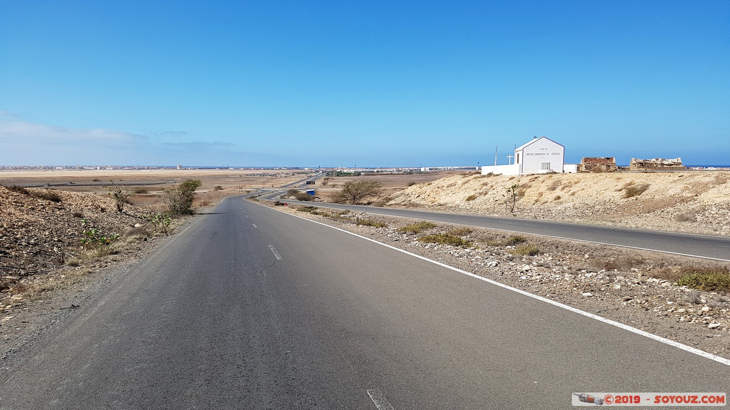 Sal - Igreja Nossa Senhora de Fatima
Mots-clés: Sal Egli$e Igreja Nossa Senhora de Fatima Route