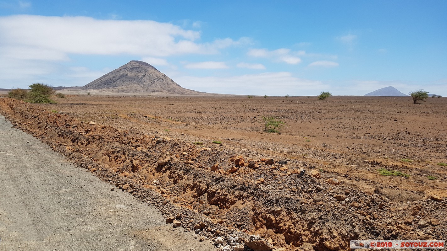 Sal - Monte Leste
Mots-clés: Sal Monte Leste volcan