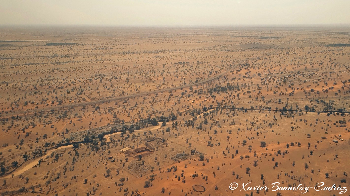 Vol Nouakchott-Bassikounou
Mots-clés: geotagged Mauritanie MRT Assaba Kiffa Desert