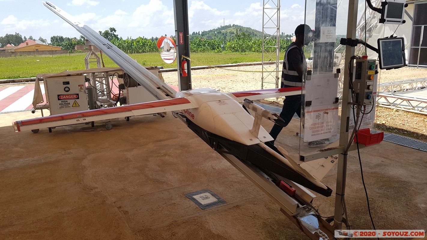 Zipline Muhanga
Mots-clés: Gakombe RWA Rwanda Southern Province Zipline Muhanga Drone