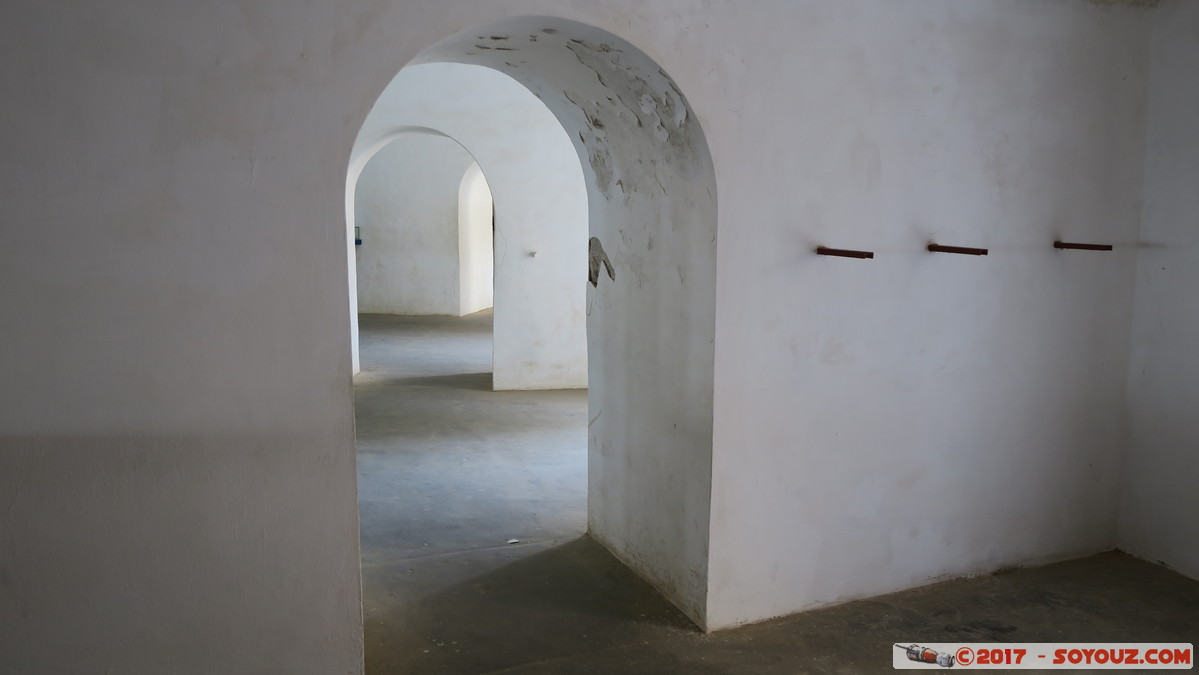 Ile de Gor&eacute;e - Fort d'Estr&eacute;es
Mots-clés: geo:lat=14.67084444 geo:lon=-17.39959985 geotagged Gor&eacute;e Region Dakar SEN Senegal Ile de Gor&eacute;e patrimoine unesco Fort d'Estr&eacute;es Fort