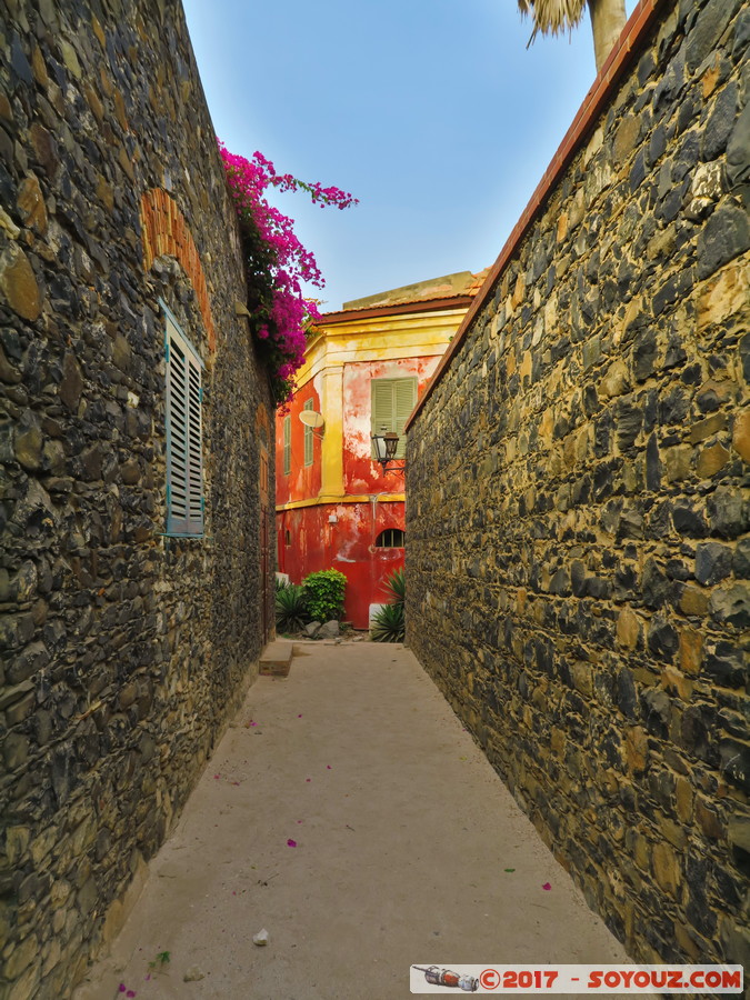 Ile de Gor&eacute;e
Mots-clés: geo:lat=14.66943807 geo:lon=-17.39998072 geotagged Gor&eacute;e Region Dakar SEN Senegal Ile de Gor&eacute;e patrimoine unesco Hdr