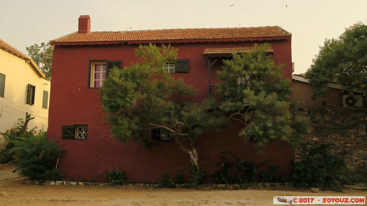 Ile de Gor&eacute;e
Mots-clés: geo:lat=14.66679139 geo:lon=-17.39851356 geotagged Gor&eacute;e Region Dakar SEN Senegal Ile de Gor&eacute;e patrimoine unesco Colonial Francais