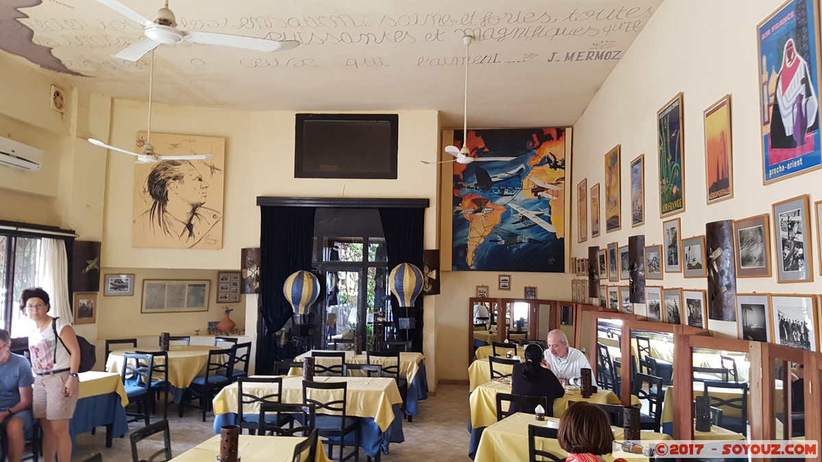 Saint-Louis - Hotel de la Poste
Mots-clés: geo:lat=16.02636624 geo:lon=-16.50372326 geotagged Region Saint-Louis SEN Senegal Sor Saint-Louis patrimoine unesco Hotel de la Poste