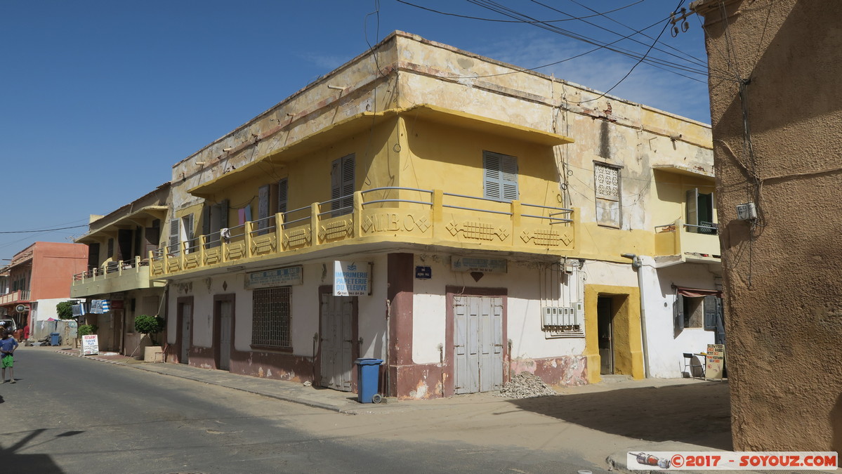 Saint-Louis - Ave Blaise Diagne
Mots-clés: geo:lat=16.02854203 geo:lon=-16.50399148 geotagged Region Saint-Louis SEN Senegal Sor Saint-Louis patrimoine unesco