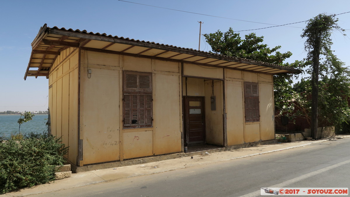 Saint-Louis - Quai Roume
Mots-clés: geo:lat=16.03333178 geo:lon=-16.50300443 geotagged Nord Region Saint-Louis SEN Senegal Saint-Louis patrimoine unesco