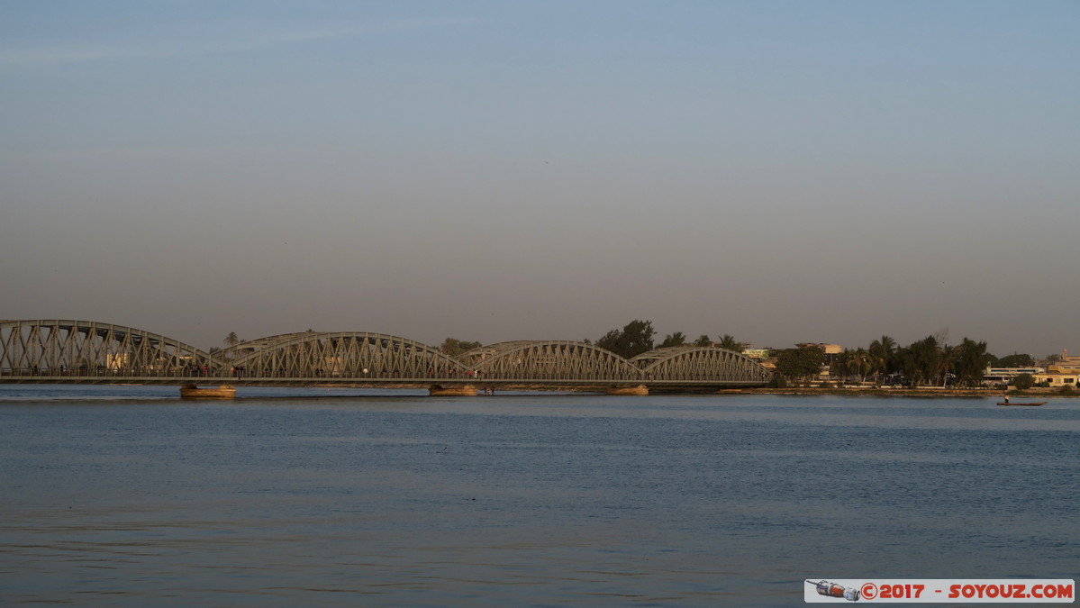 Saint-Louis - Pont Faidherbe
Mots-clés: geo:lat=16.02401770 geo:lon=-16.50370449 geotagged Region Saint-Louis SEN Senegal Sud Saint-Louis patrimoine unesco Pont Faidherbe Pont Riviere