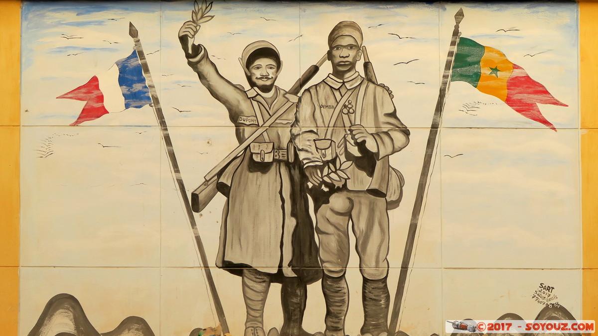 Saint-Louis - Maison des Anciens Combattants
Mots-clés: geo:lat=16.02282151 geo:lon=-16.50535941 geotagged Region Saint-Louis SEN Senegal Sud Saint-Louis patrimoine unesco Maison des Anciens Combattants peinture