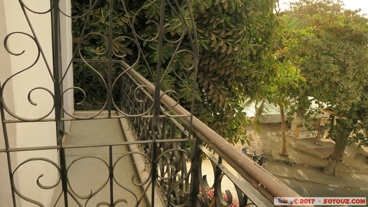 Saint-Louis - Hotel de La Poste - Balcon de Mermoz
Mots-clés: geo:lat=16.02631210 geo:lon=-16.50372595 geotagged Region Saint-Louis SEN Senegal Sor Saint-Louis patrimoine unesco Hotel de la Poste