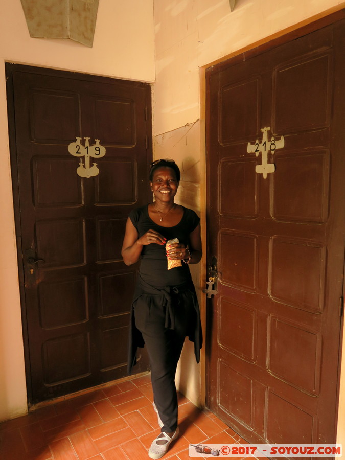 Saint-Louis - Hotel de La Poste - Porte de la chambre de Mermoz
Mots-clés: geo:lat=16.02631210 geo:lon=-16.50372595 geotagged Region Saint-Louis SEN Senegal Sor Saint-Louis patrimoine unesco Hotel de la Poste