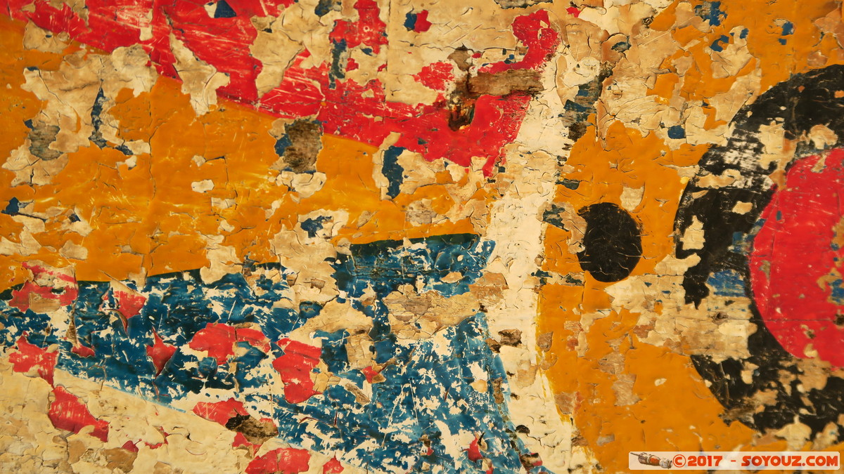 Tioukougne Peul - Coque de bateau
Mots-clés: geo:lat=15.44664826 geo:lon=-16.73388362 geotagged SEN Senegal Thi&egrave;s Tioukougne Peul bateau peinture Art