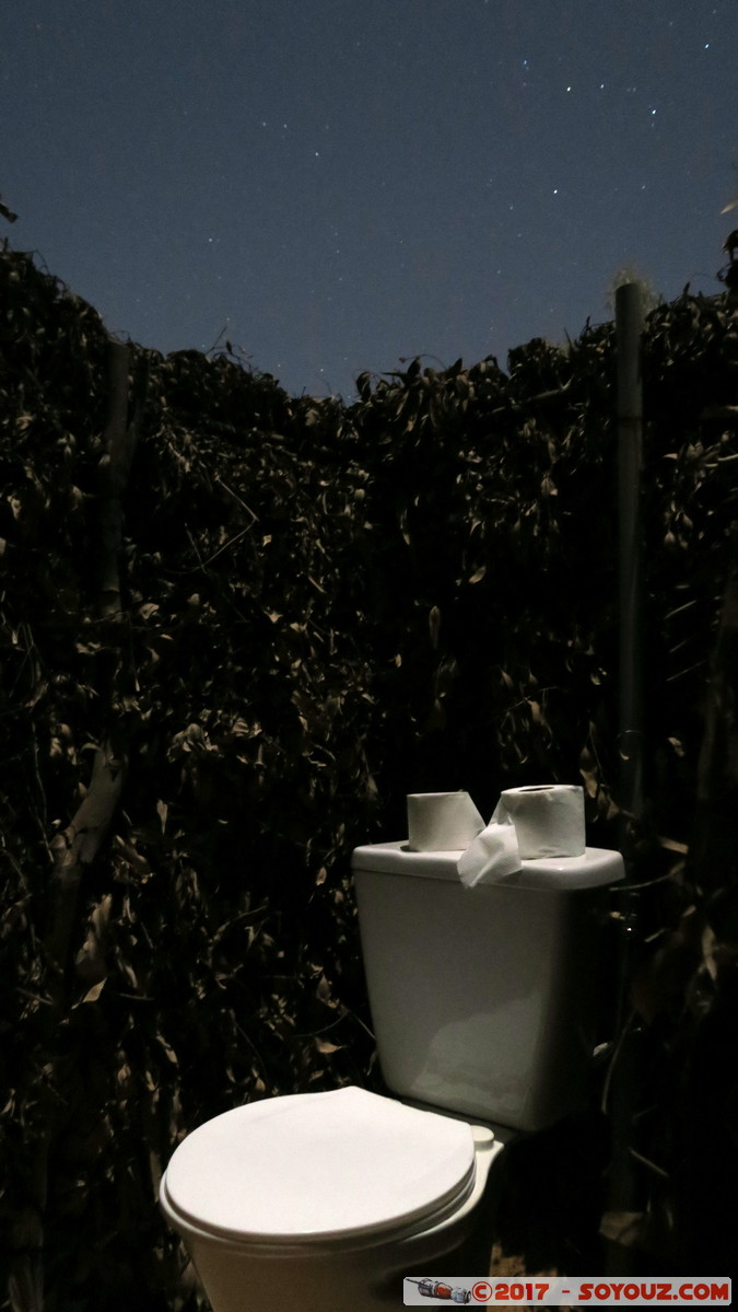 Desert de Lompoul by Night - Camp - Toilettes sous les etoiles
Mots-clés: geo:lat=15.45418693 geo:lon=-16.68649703 geotagged Mb&egrave;ss Region Louga SEN Senegal D&eacute;sert de Lompoul Desert Nuit Etoiles