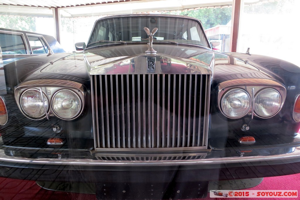 Khartoum - Republican Palace Museum - Rolls-Royce
Mots-clés: geo:lat=15.60795606 geo:lon=32.52854347 geotagged Khartoum SDN Soudan Republican Palace Museum voiture Rolls-Royce