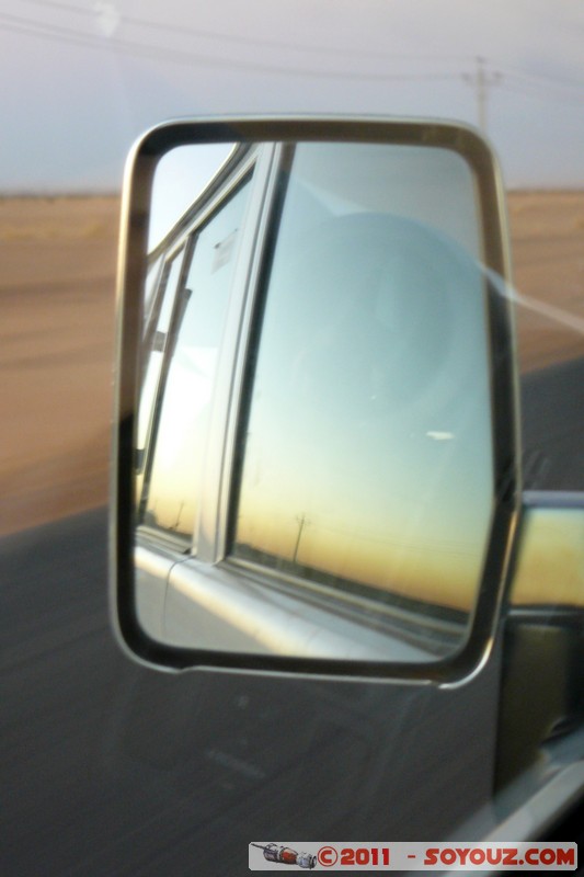 On the road - Dusk time
Mots-clés: geo:lat=16.62726110 geo:lon=33.42572412 geotagged Nahr an NÄ«l Qresh SDN Soudan Art