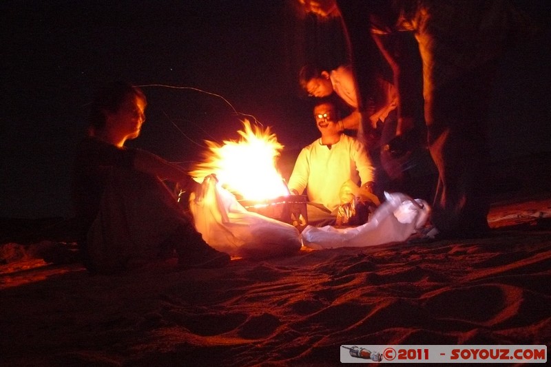 Meroe - Camp site
Mots-clés: geo:lat=16.93362000 geo:lon=33.75503987 geotagged Hillat ed Darqab Nahr an NÄ«l SDN Soudan Nuit