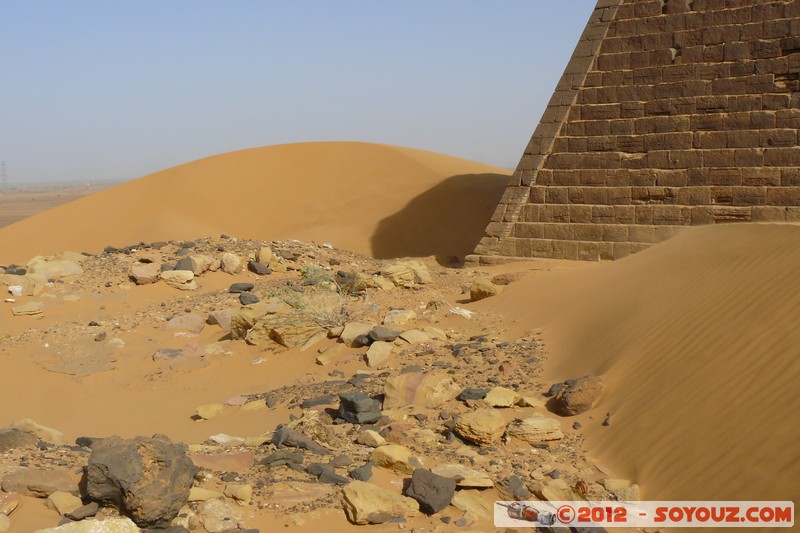 Meroe Pyramids - Northern Cemetery
Mots-clés: geo:lat=16.93842037 geo:lon=33.74890214 geotagged Hillat ed Darqab Nahr an N&Auml;&laquo;l Soudan Ruines egyptiennes patrimoine unesco