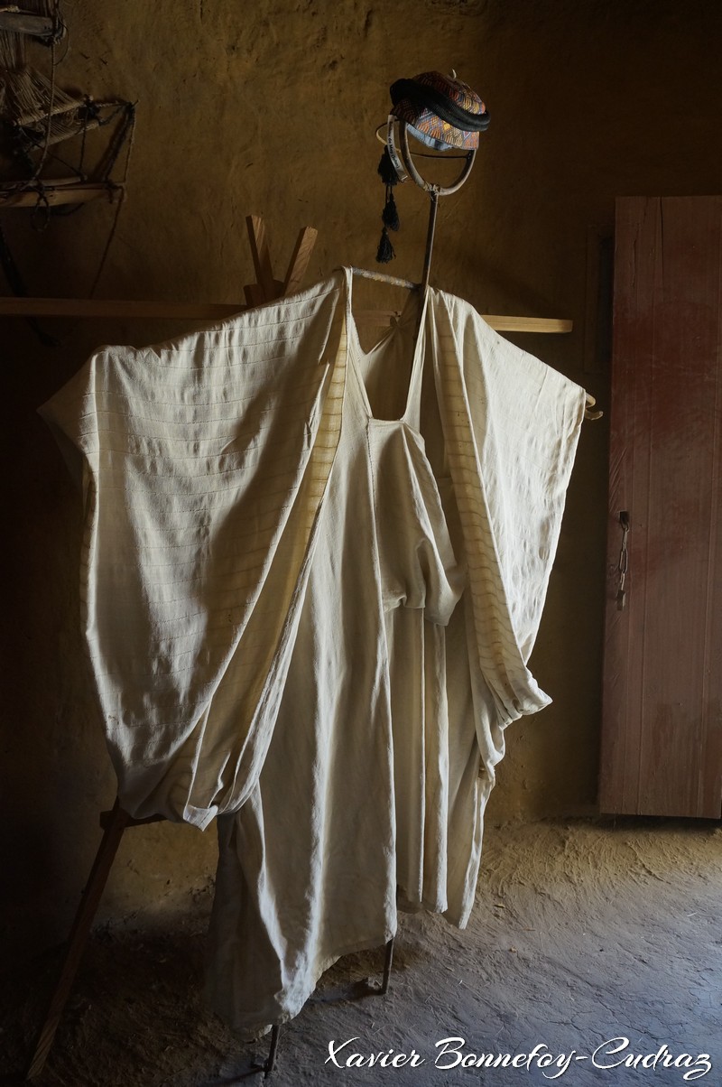 Musee de Gaoui
Mots-clés: Chari-Baguirmi Gaoui geo:lat=12.17905803 geo:lon=15.14881007 geotagged TCD Tchad Musee de Gaoui