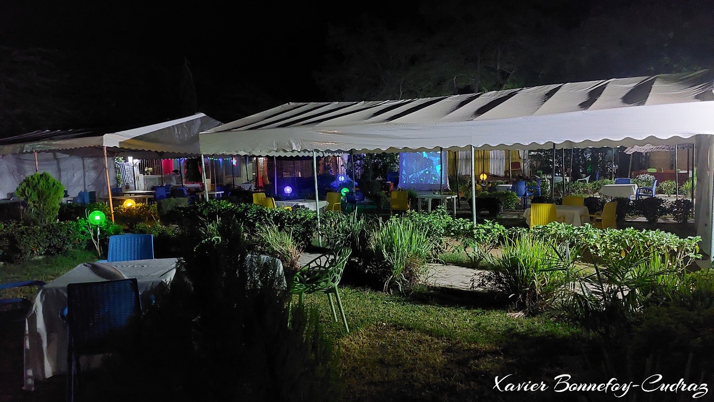 N'Djamena - Jardin Dieu Beni
Mots-clés: Fort Foureau geo:lat=12.09182624 geo:lon=15.07789850 geotagged TCD Tchad Ville de N'Djamena N'Djamena Jardin Dieu Beni Nuit