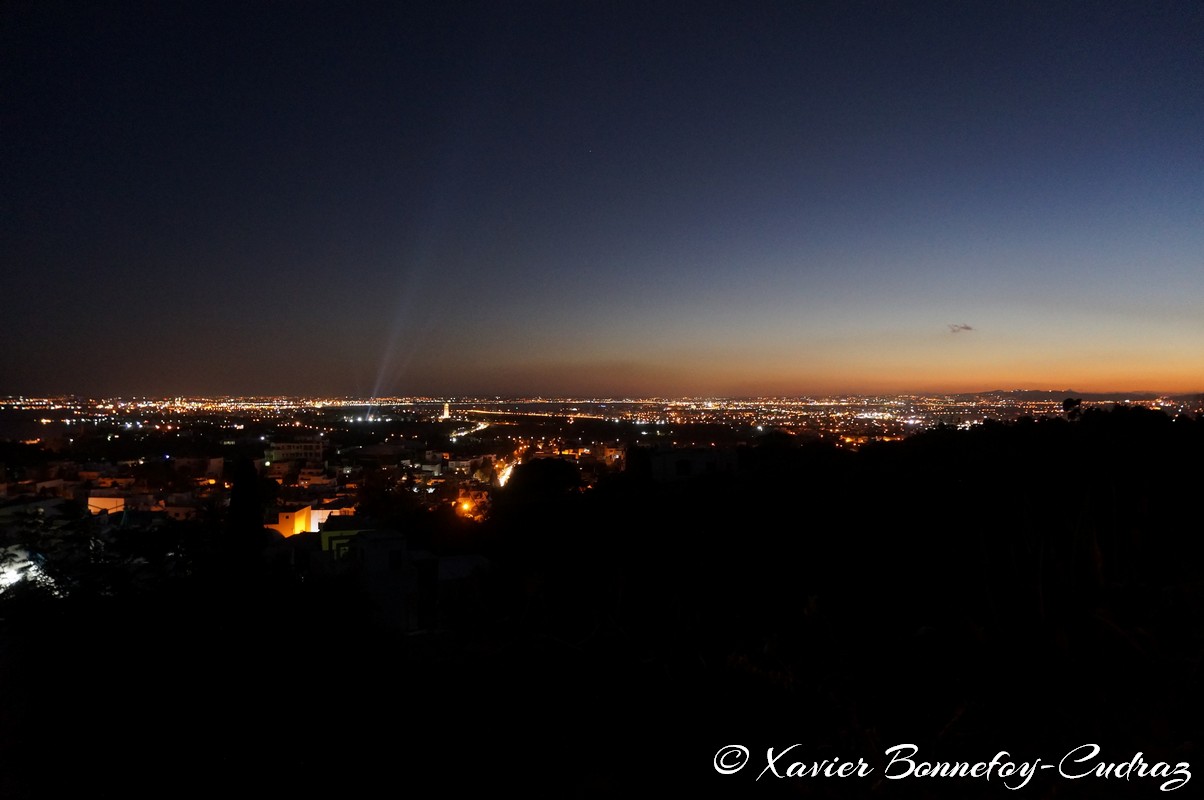 Sidi Bou Sa&iuml;d by Night
Mots-clés: geo:lat=36.87216446 geo:lon=10.34815999 geotagged Sidi Bou Sa&iuml;d TUN Tūnis Tunisie Tunis Carthage crepuscule Dusk Nuit Lumiere