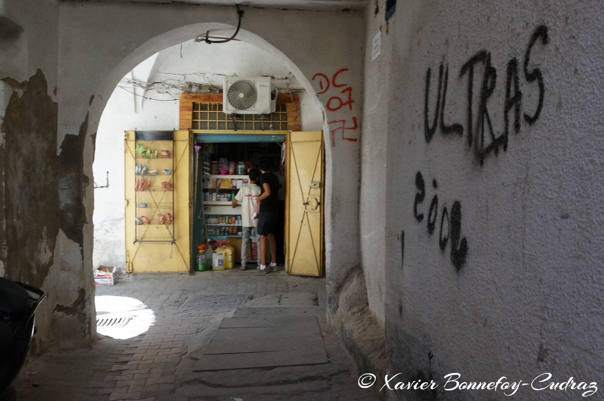 Tunis - Medina
Mots-clés: geo:lat=36.79588280 geo:lon=10.17182160 geotagged Tourbet El Bey TUN Tūnis Tunisie Medina